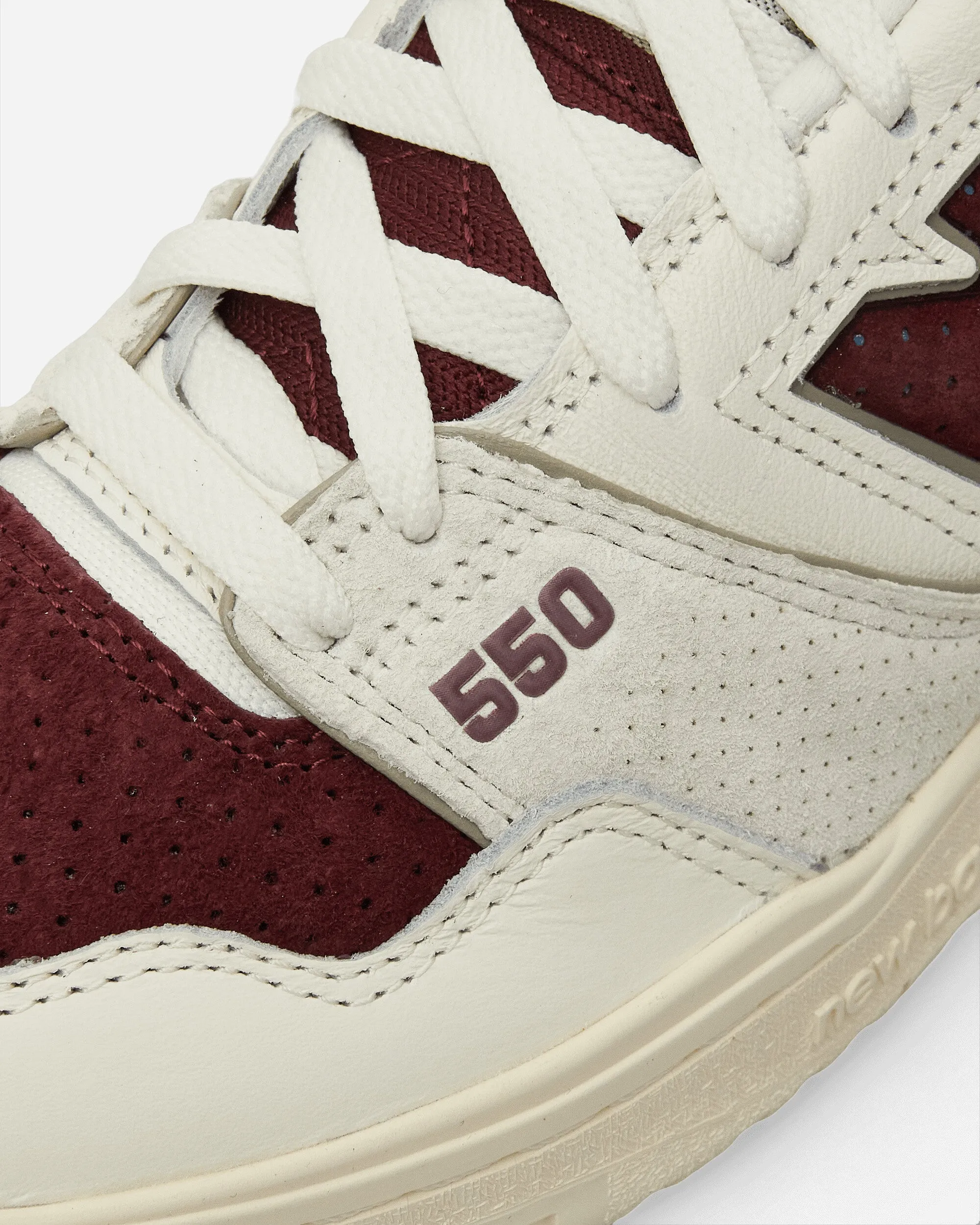 550 Sneakers Sea Salt / Classic Crimson