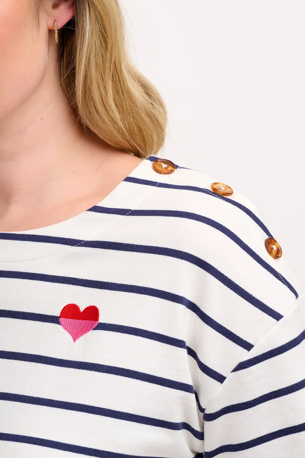 Kirby Breton Tee Top - Off-White/Navy. Split Heart