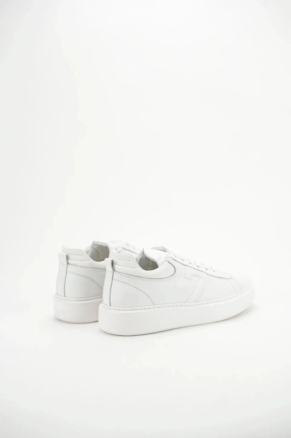 Leather White Shoes With White Insole