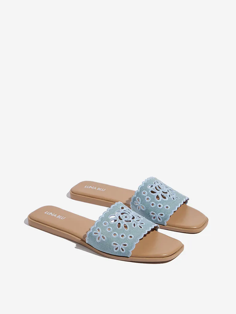 LUNA BLU Light Blue Floral Cut-Out Detailed Slides