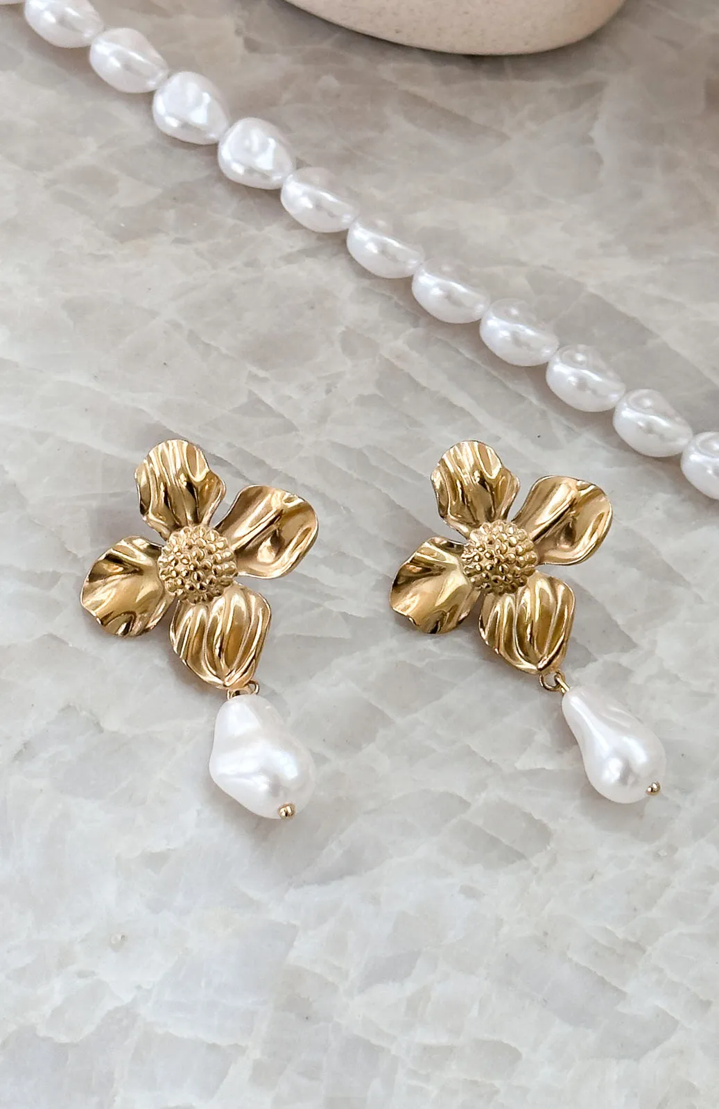 Nani Earrings Gold