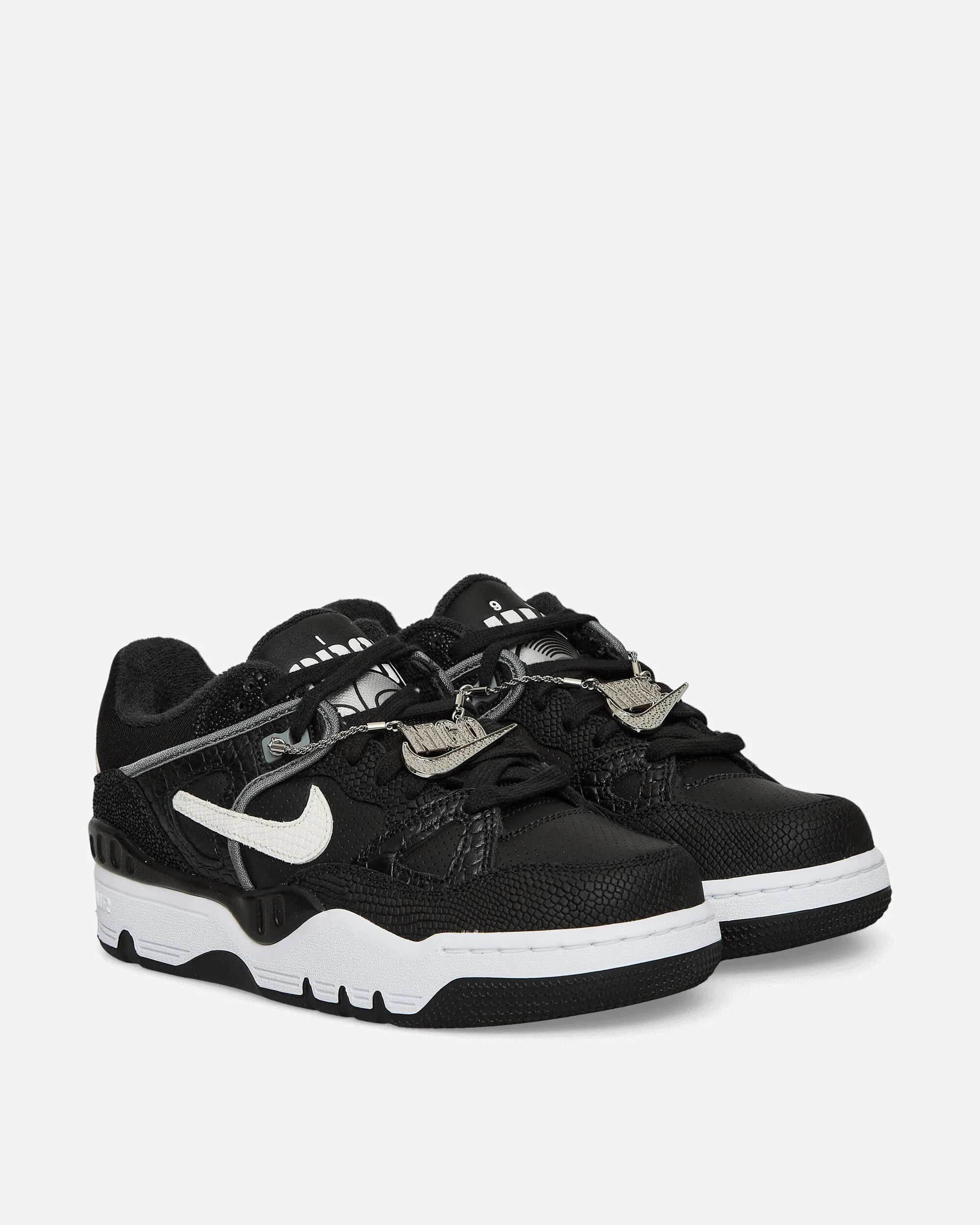 NIGO Air Force 3 Low Sneakers Black / White