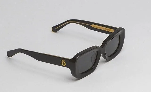 Oju Black Sun