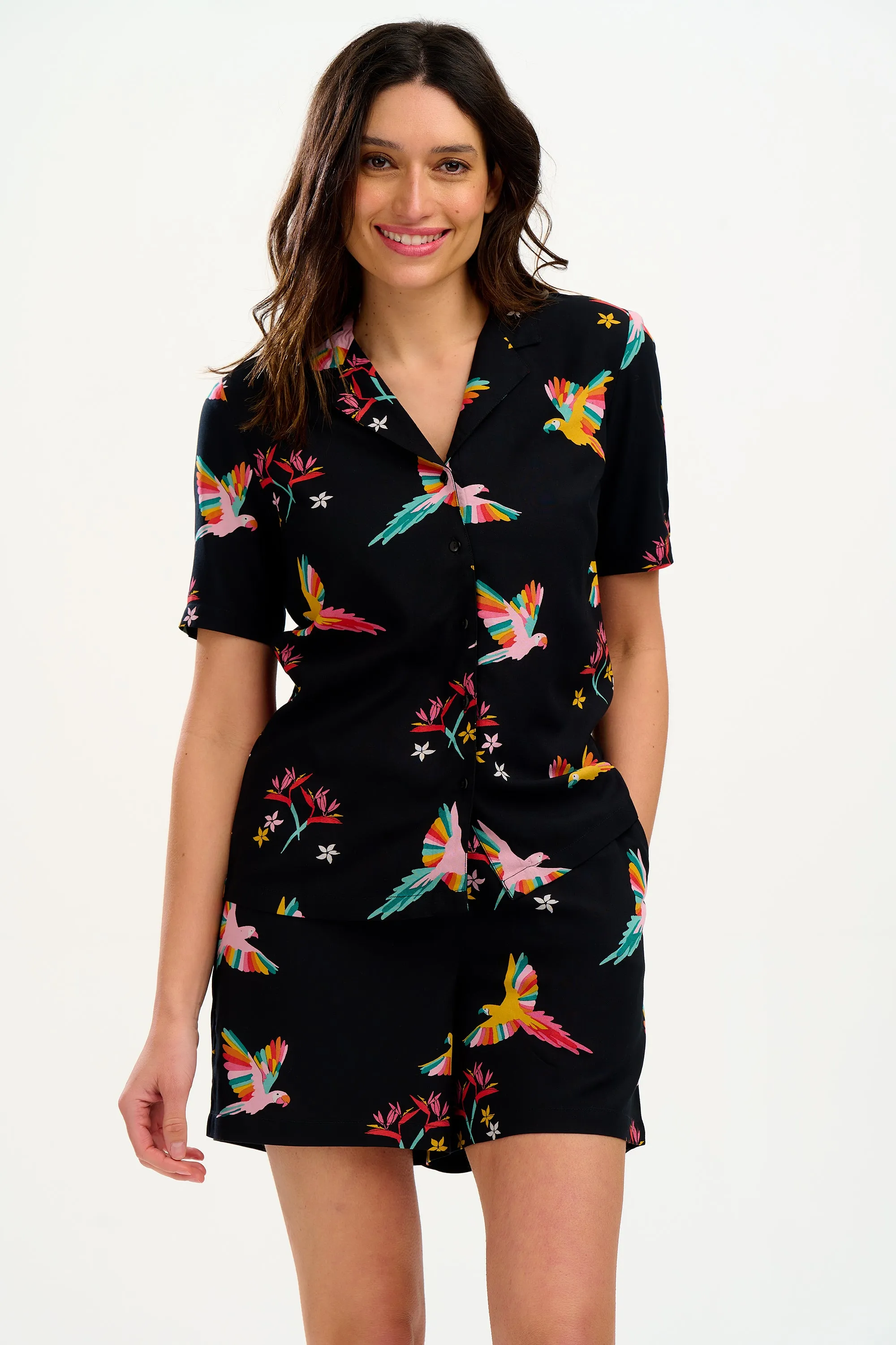 Santana Shirt - Black. Tropical Parrots