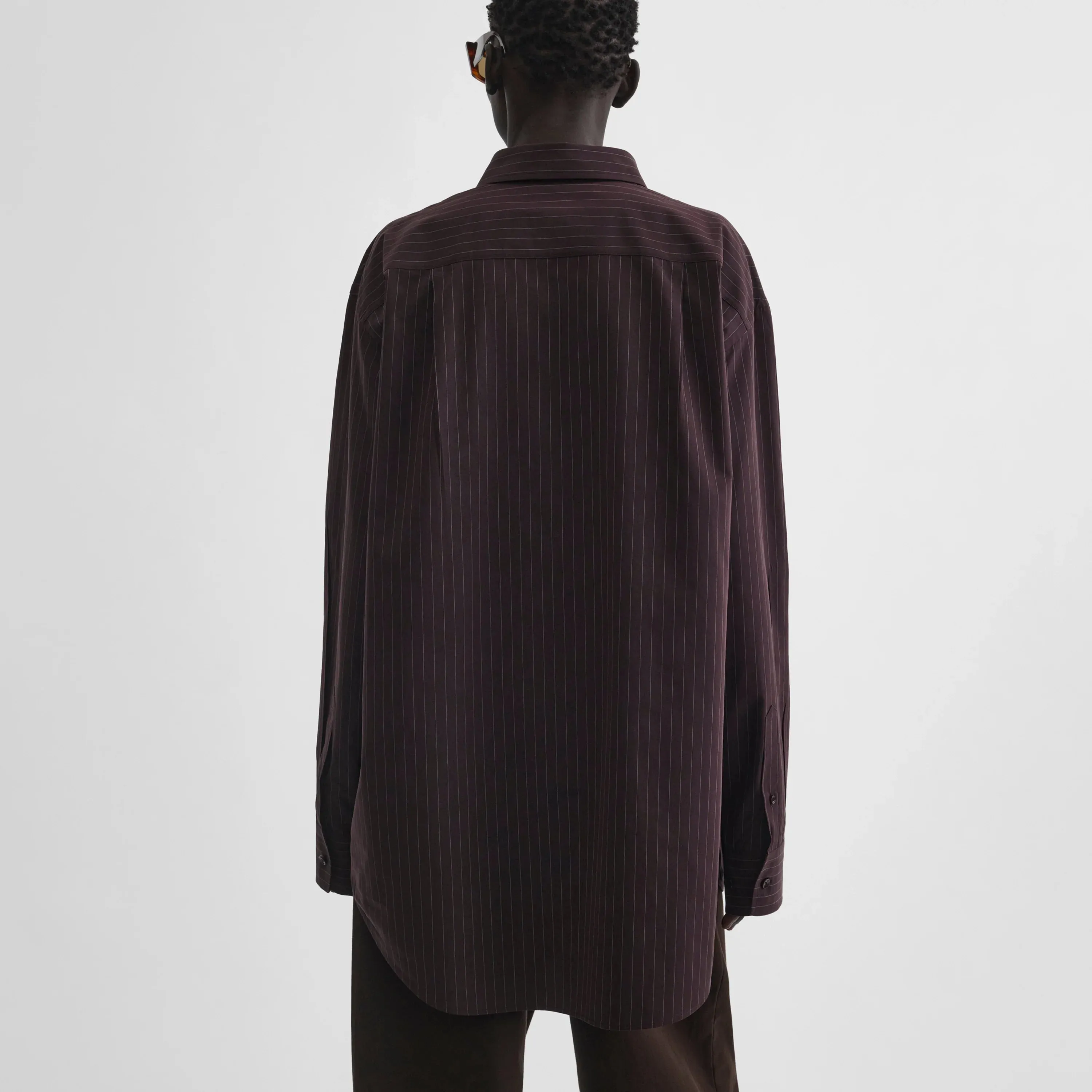SHARP COLLAR SHIRT | black cherry pinstripe cotton