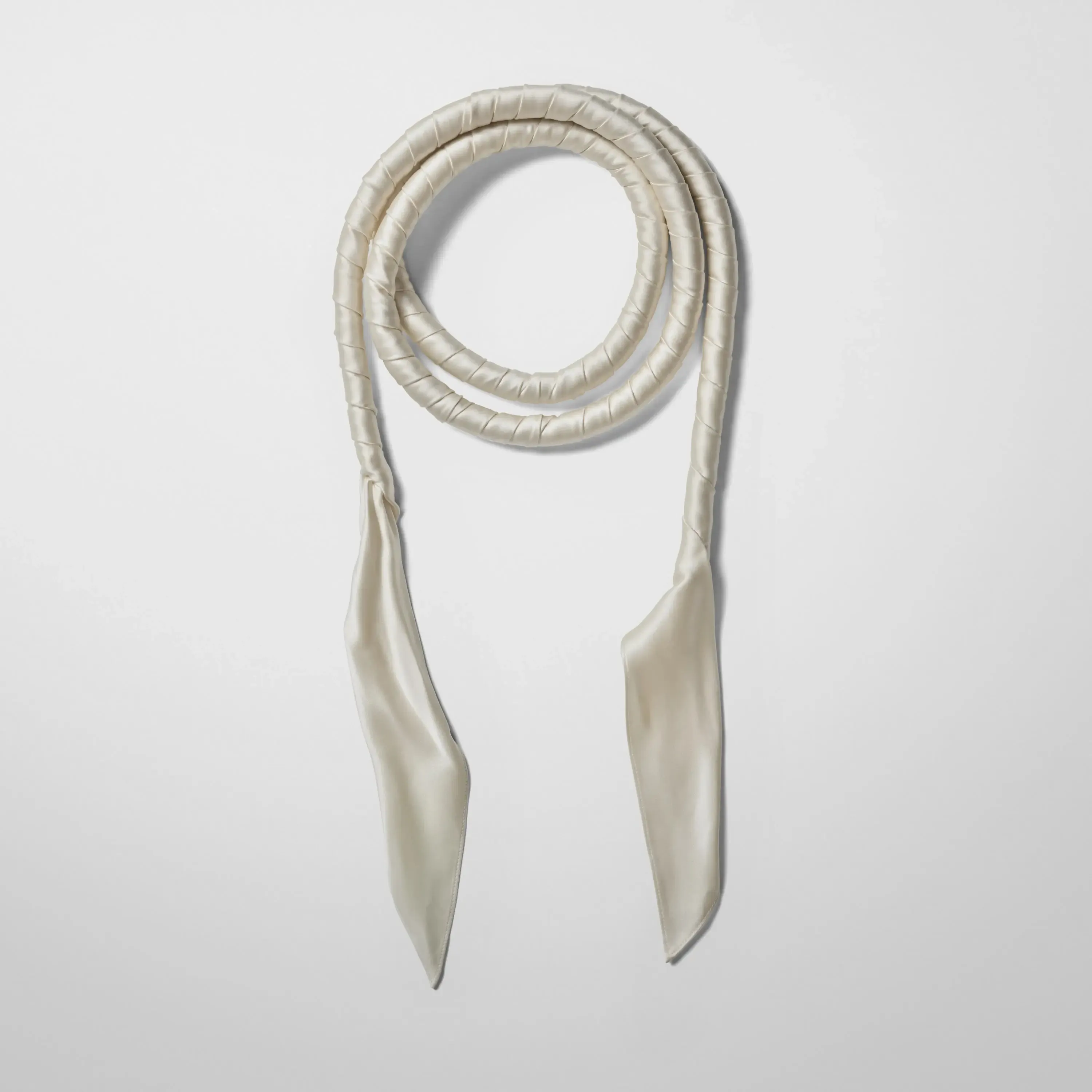 TWISTED SCARF | cream satin